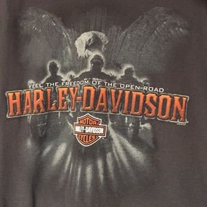 Harley-Davidson dark gray “Feel the Freedom “